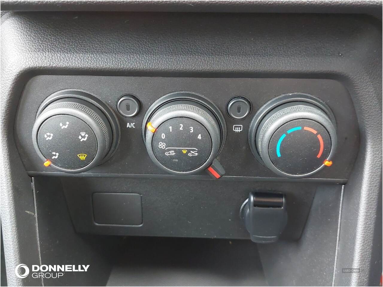 Aug 2022 Dacia Sandero Stepway 1.0 TCe Bi-Fuel Essential 5dr