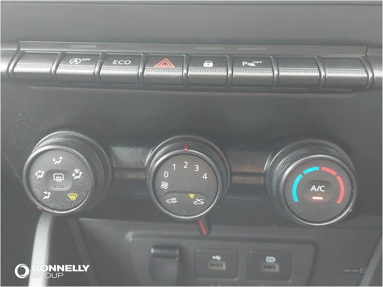 Jan 2023 Dacia Duster 1.0 TCe 100 Bi-Fuel Comfort 5dr