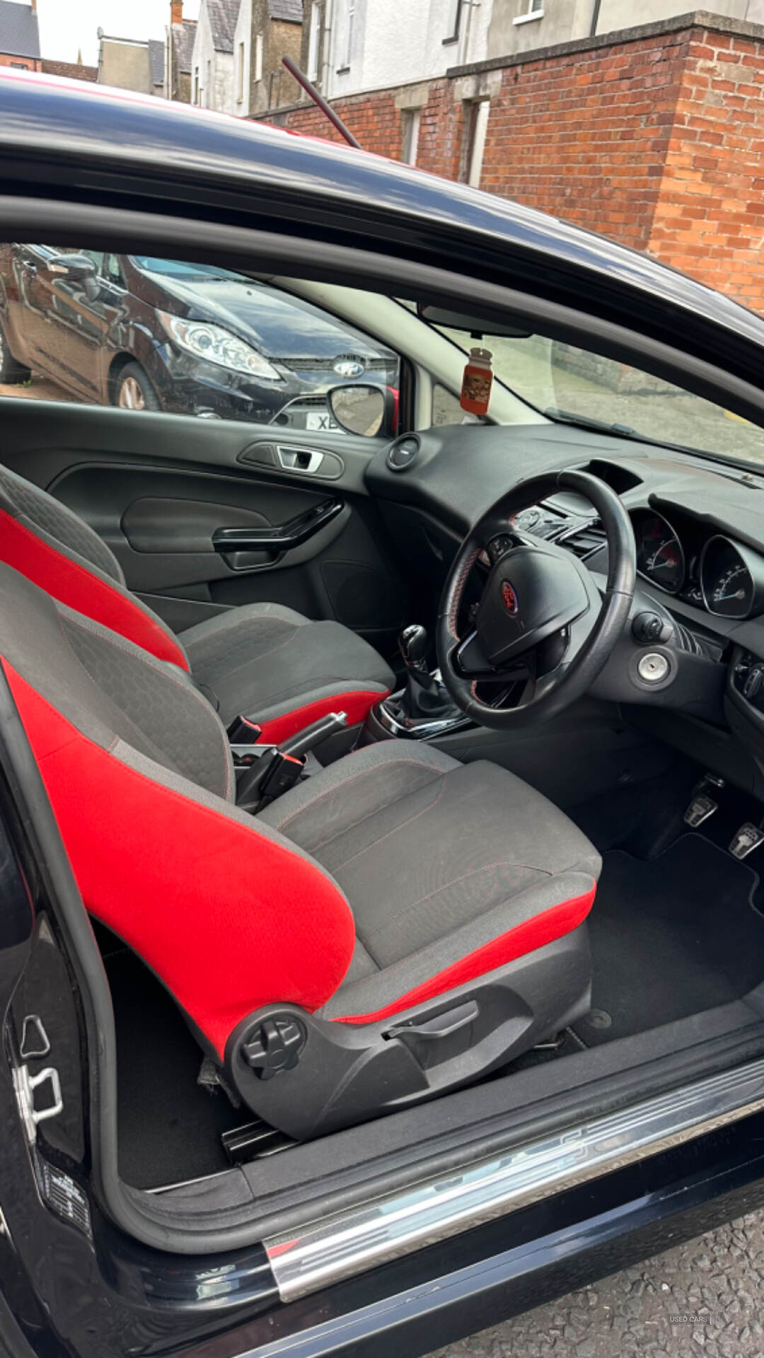 Jun 2015 Ford Fiesta 1.0 EcoBoost 140 Zetec S Black 3dr