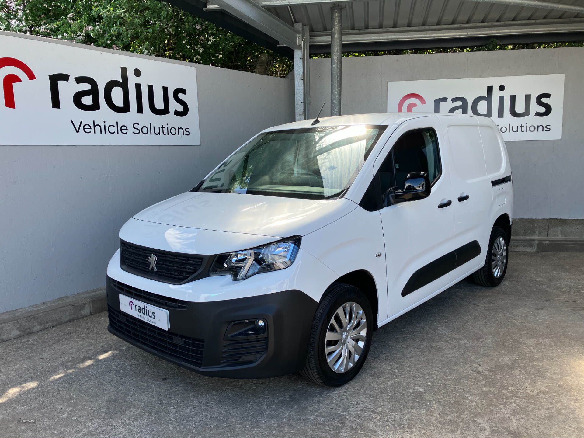 May 2022 Peugeot Partner 1000 1.5 BlueHDi 100 Professional Prem Van [6 Spd]
