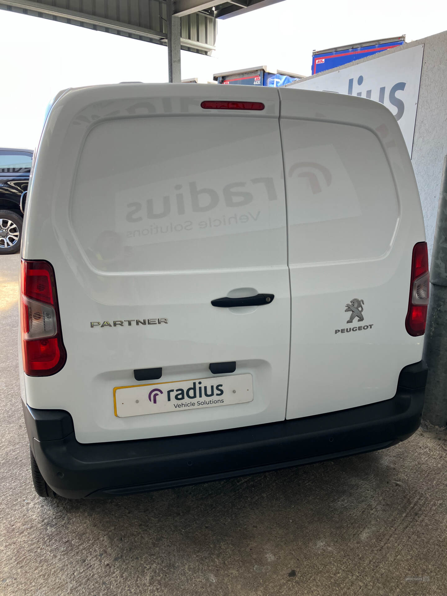 May 2022 Peugeot Partner 1000 1.5 BlueHDi 100 Professional Prem Van [6 Spd]