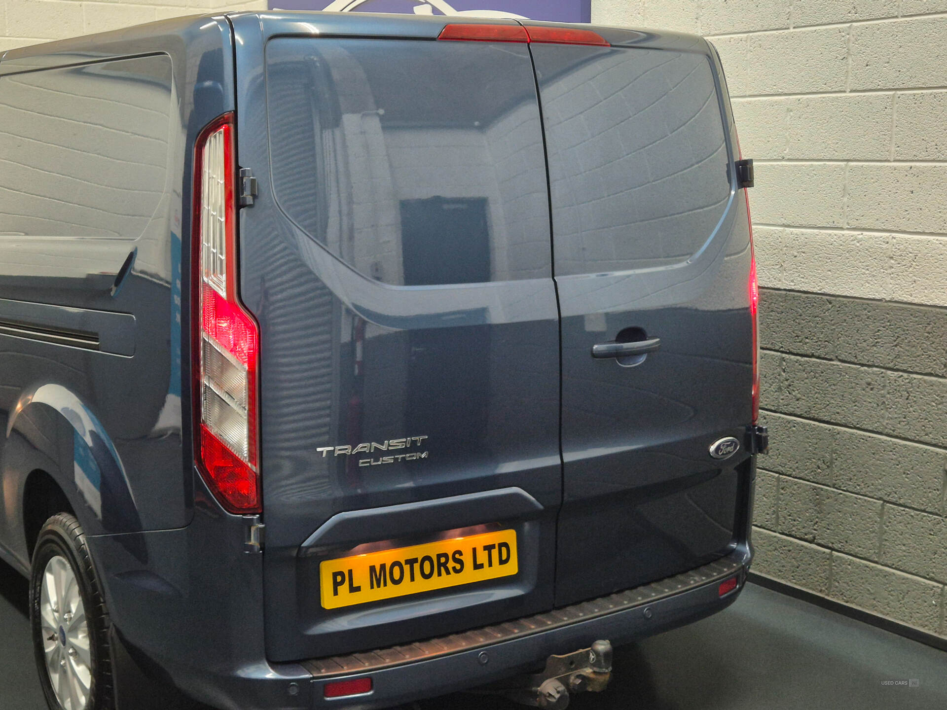 Mar 2022 Ford Transit Custom 2.0 EcoBlue 130ps Low Roof Limited Van