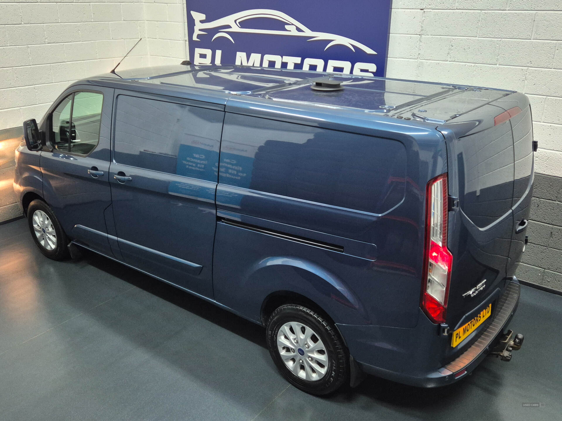Mar 2022 Ford Transit Custom 2.0 EcoBlue 130ps Low Roof Limited Van