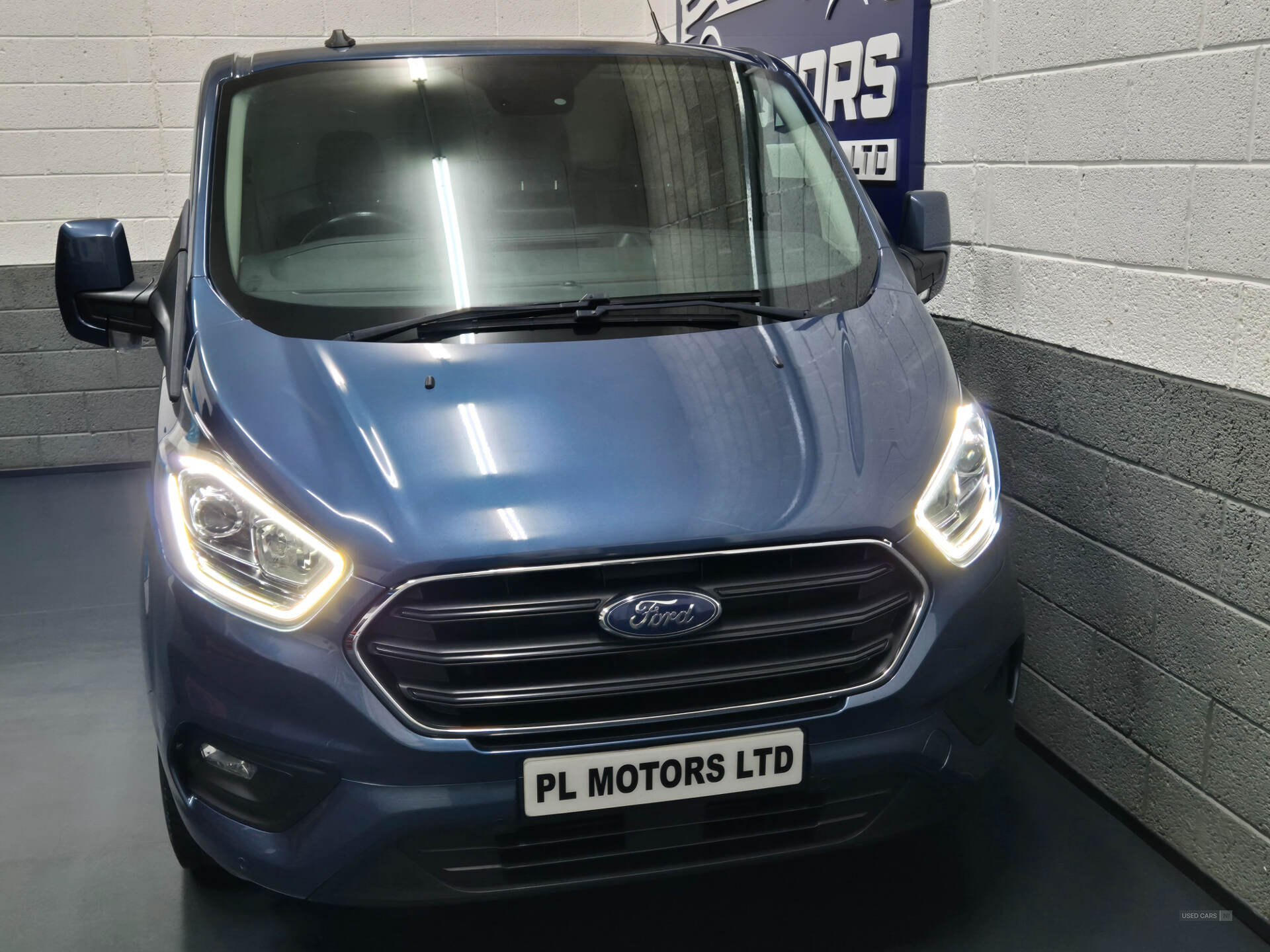 Mar 2022 Ford Transit Custom 2.0 EcoBlue 130ps Low Roof Limited Van