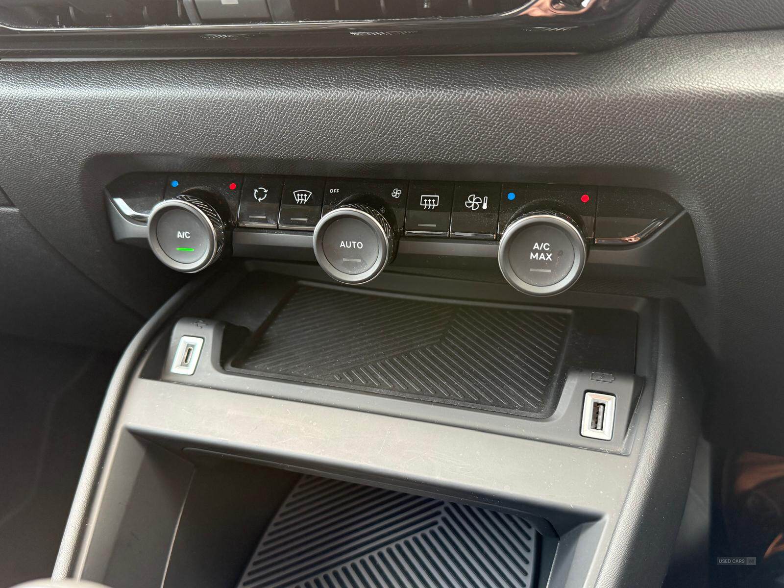 Jan 2022 Citroen C4 1.2 PureTech [130] Shine 5dr