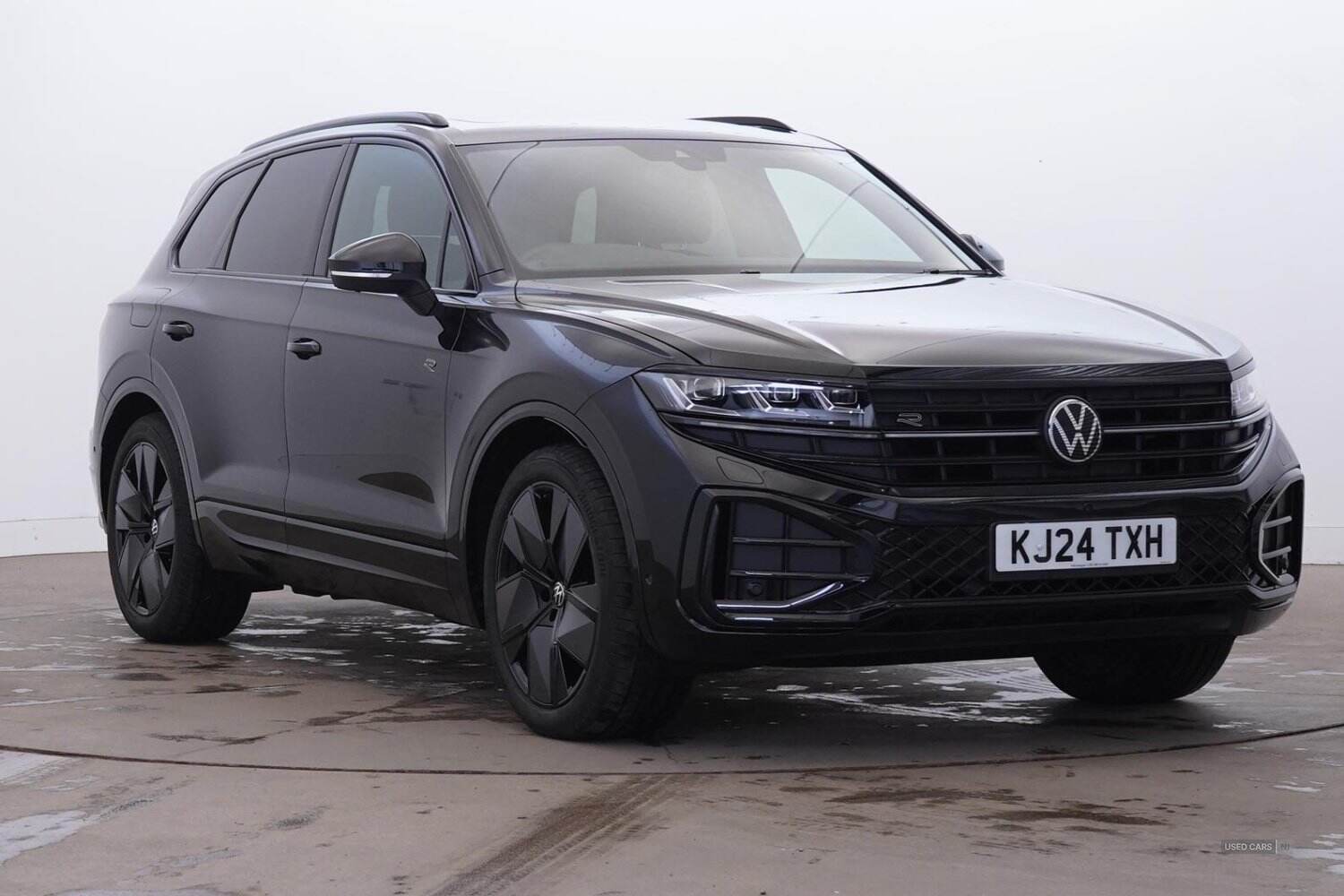 Aug 2024 Volkswagen Touareg 3.0 V6 TDI 4Motion 286 Black Edition 5dr Tip Auto