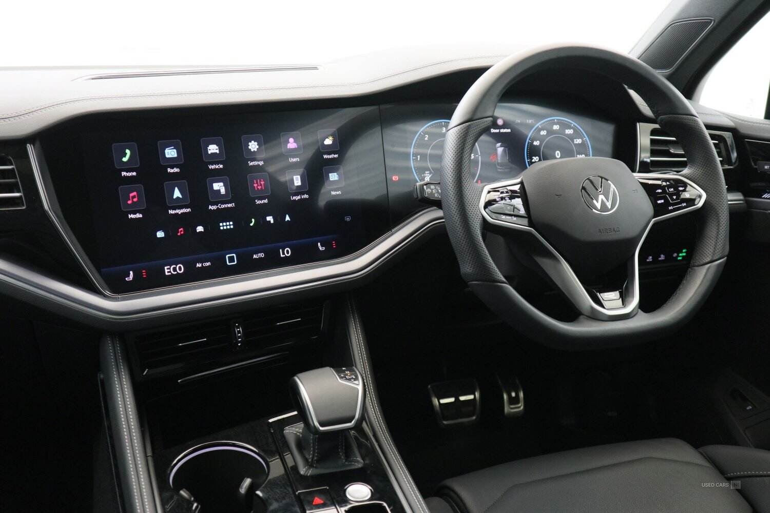 Aug 2024 Volkswagen Touareg 3.0 V6 TDI 4Motion 286 Black Edition 5dr Tip Auto