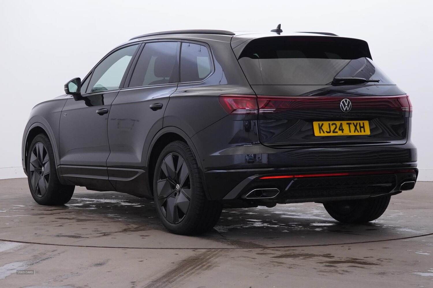 Aug 2024 Volkswagen Touareg 3.0 V6 TDI 4Motion 286 Black Edition 5dr Tip Auto