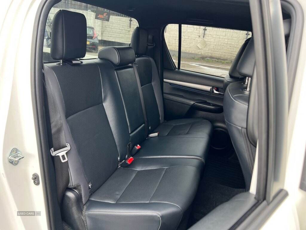 Oct 2023 Toyota Hi-lux Invincible X D/Cab Pick Up 2.8 D-4D Auto