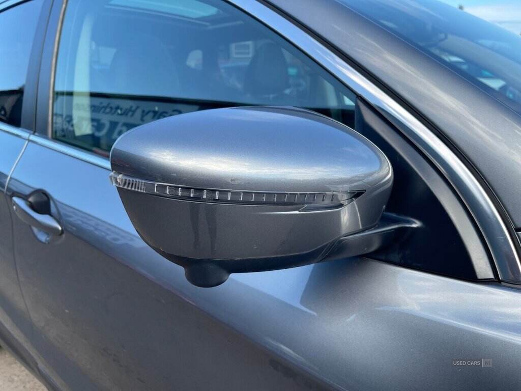 Oct 2019 Nissan Qashqai 1.3 DiG-T Tekna 5dr