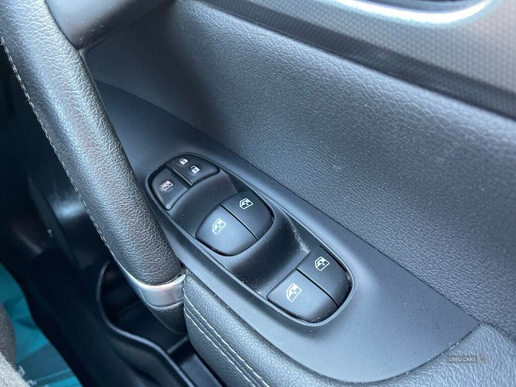 Oct 2019 Nissan Qashqai 1.3 DiG-T Tekna 5dr