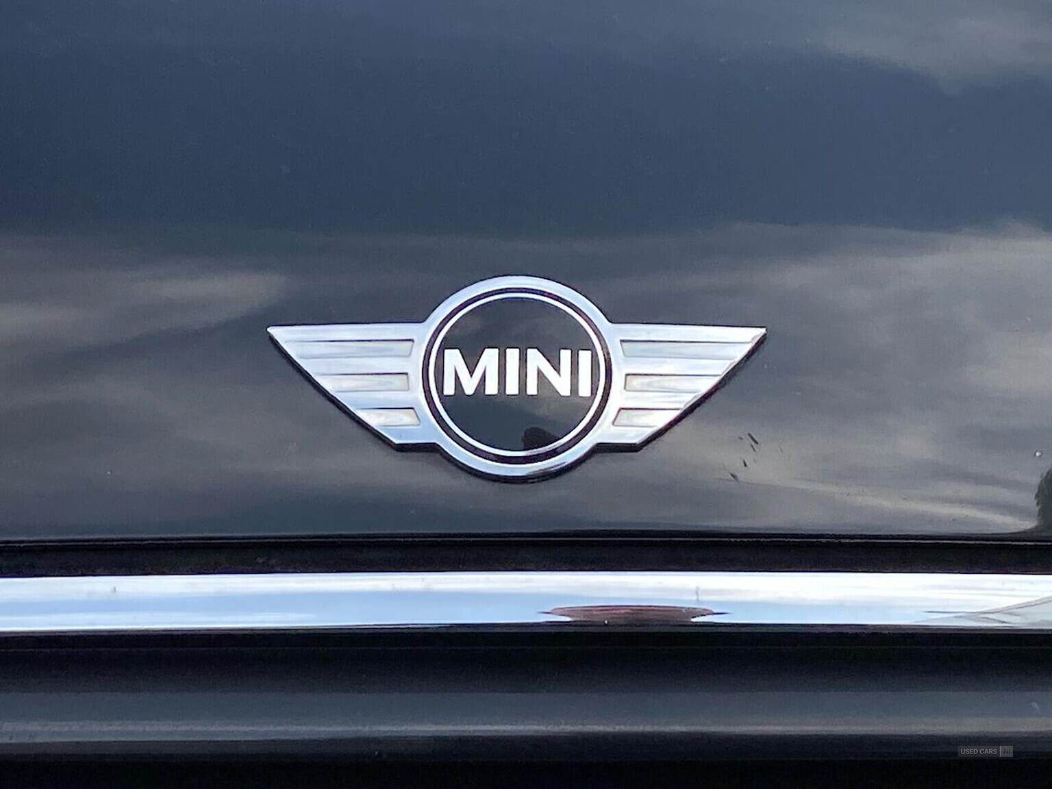 Jan 2017 MINI HATCHBACK 1.5 Cooper 3Dr