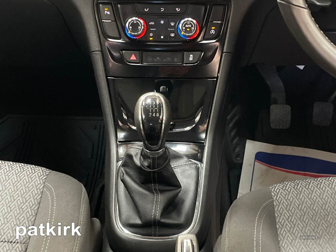 Dec 2017 Vauxhall Mokka X 1.6CDTi ecoTEC Active 5dr
