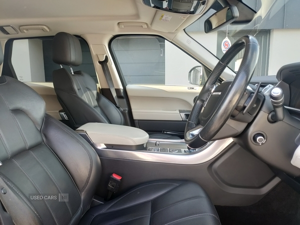 Land Rover Range Rover Sport DIESEL ESTATE in Armagh