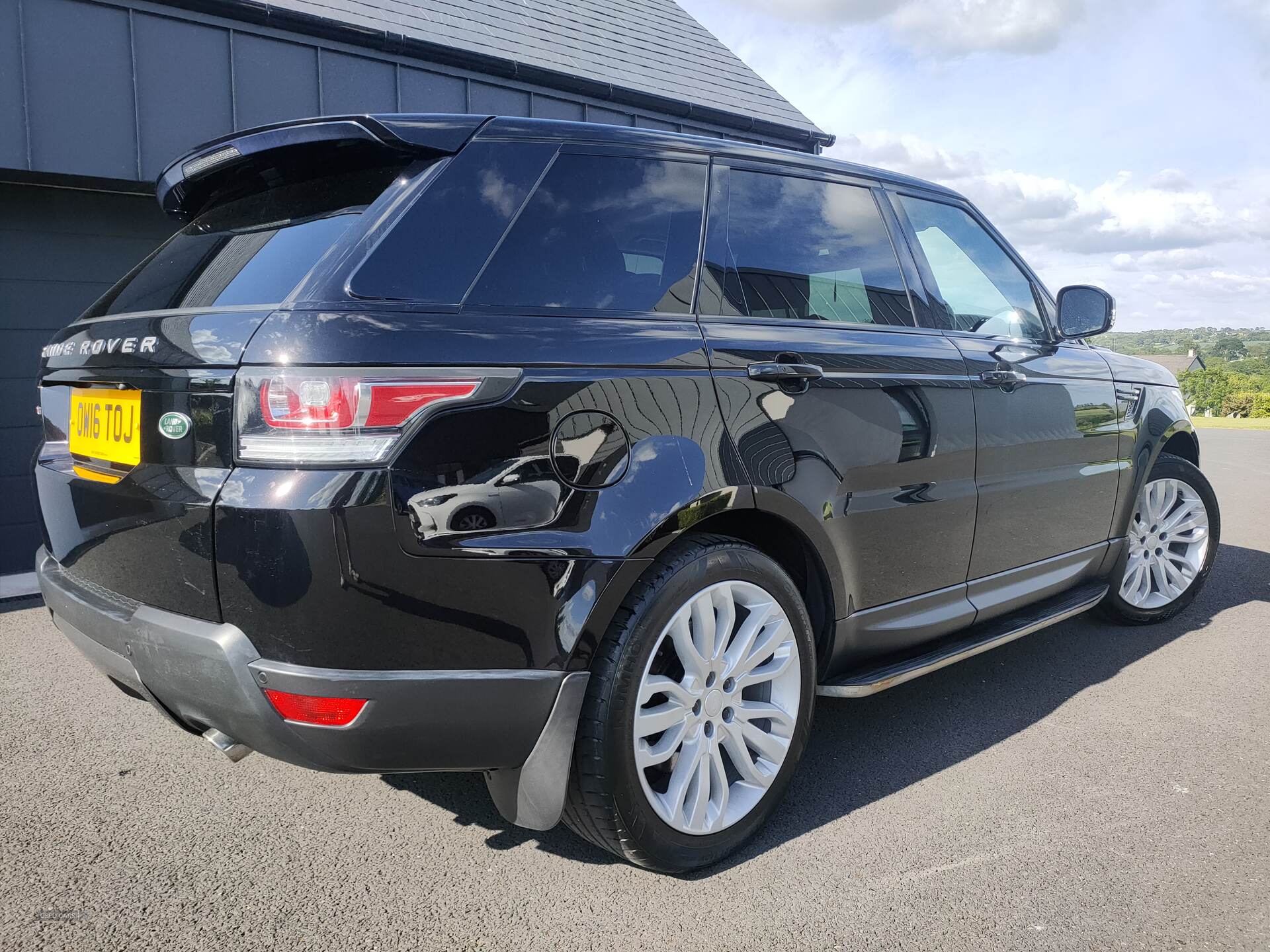 Jul 2016 Land Rover Range Rover Sport 3.0 SDV6 [306] HSE Dynamic 5dr Auto