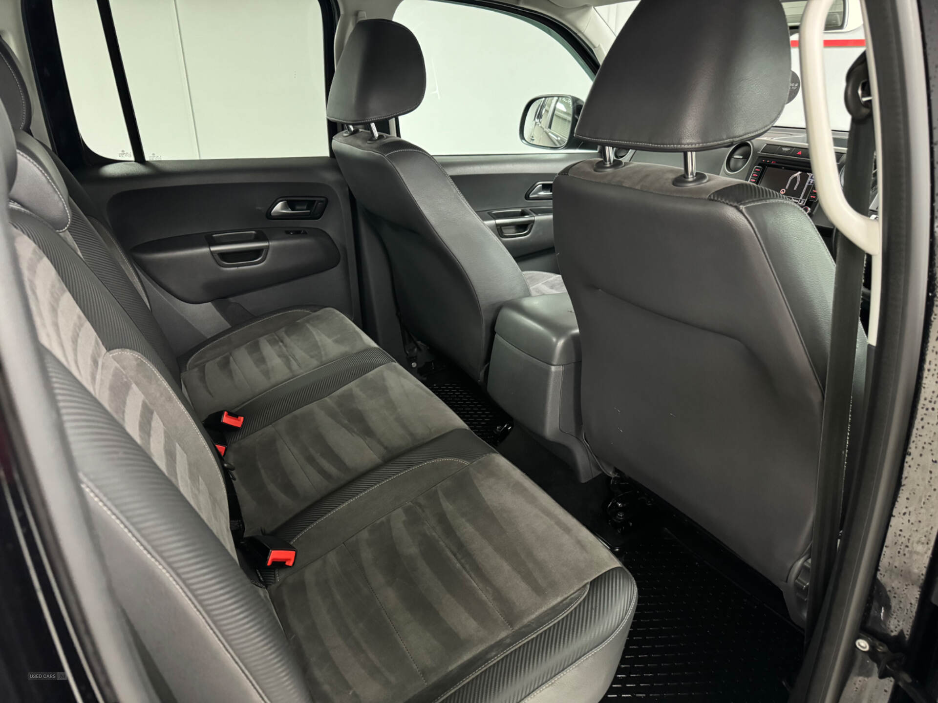 Sep 2015 Volkswagen Amarok D/Cab Pick Up Ultimate 2.0 BiTDI 180 BMT 4MTN Auto