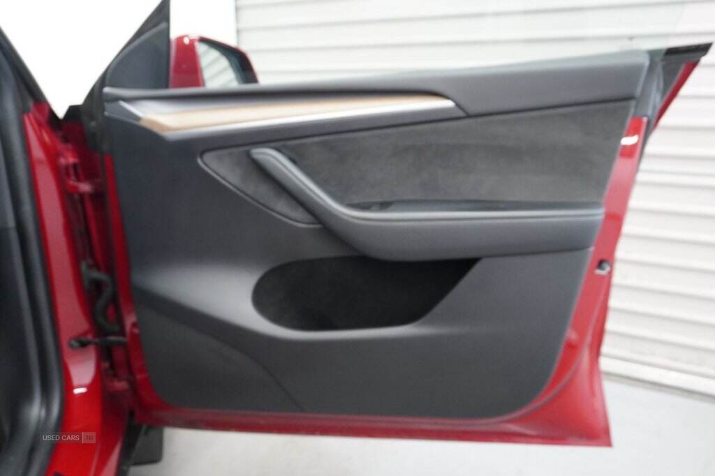 Mar 2022 TESLA Model Y Long Range AWD 5dr Auto