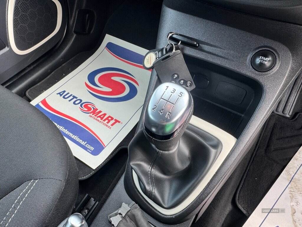 Sep 2019 Renault Captur 0.9 TCE 90 Play 5dr