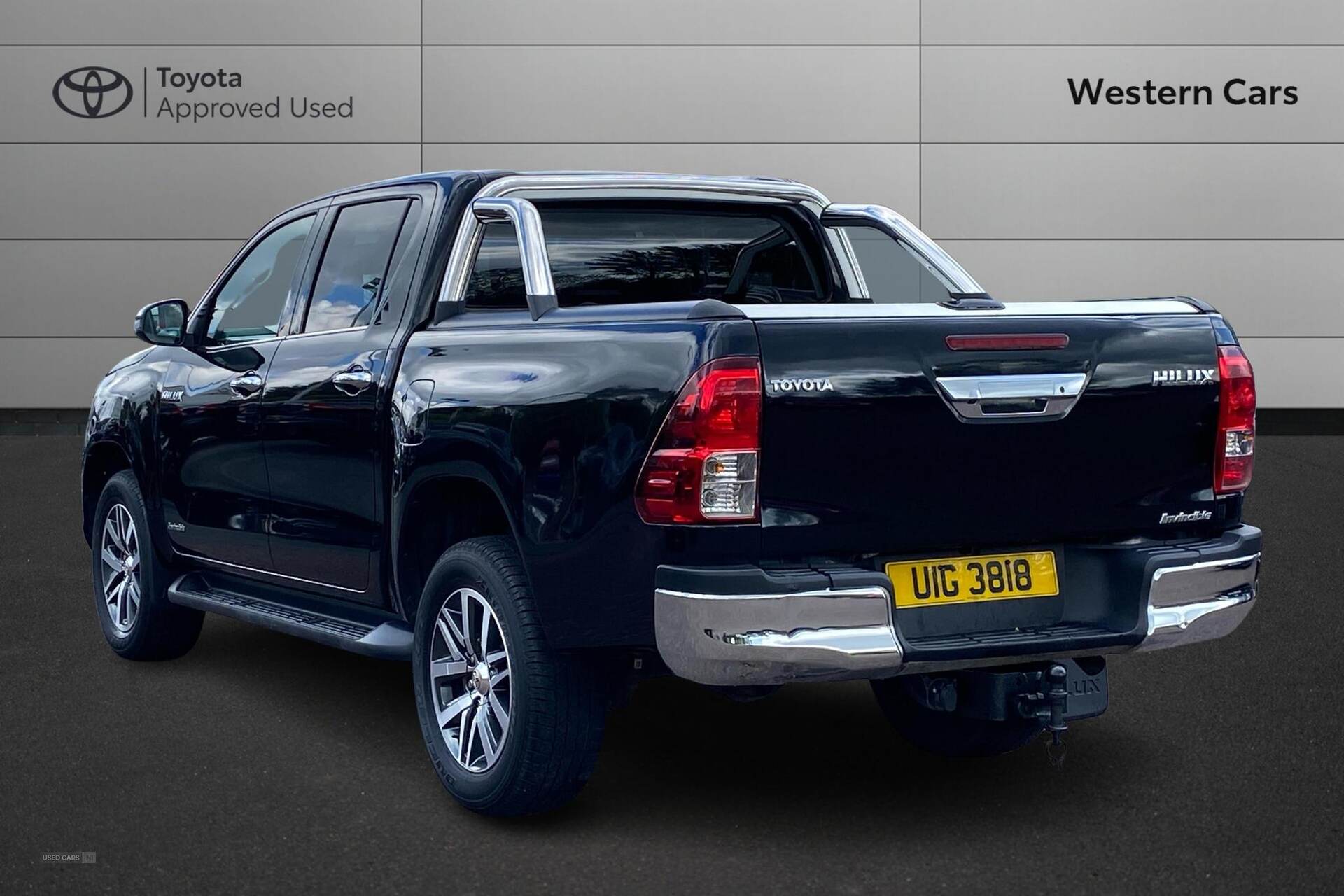 Apr 2019 Toyota Hilux Invincible D/Cab Pick Up 2.4 D-4D