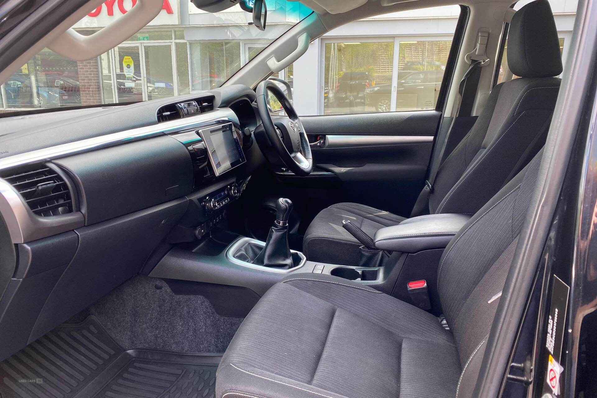 Apr 2019 Toyota Hilux Invincible D/Cab Pick Up 2.4 D-4D