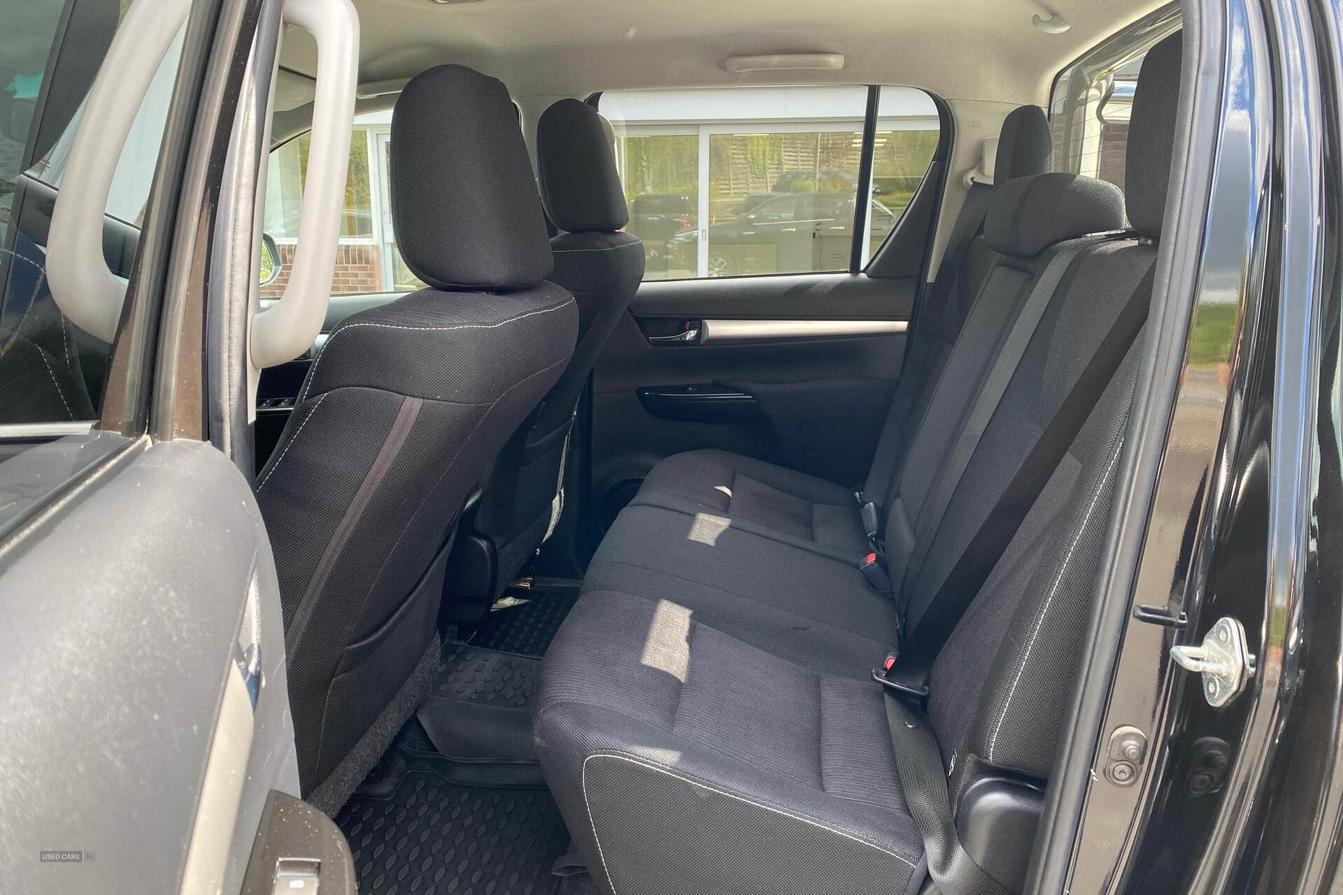 Apr 2019 Toyota Hilux Invincible D/Cab Pick Up 2.4 D-4D