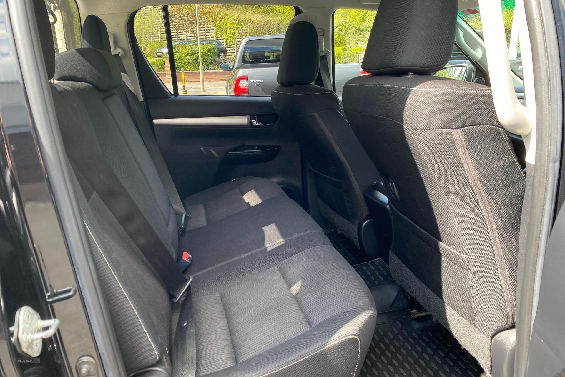 Apr 2019 Toyota Hilux Invincible D/Cab Pick Up 2.4 D-4D