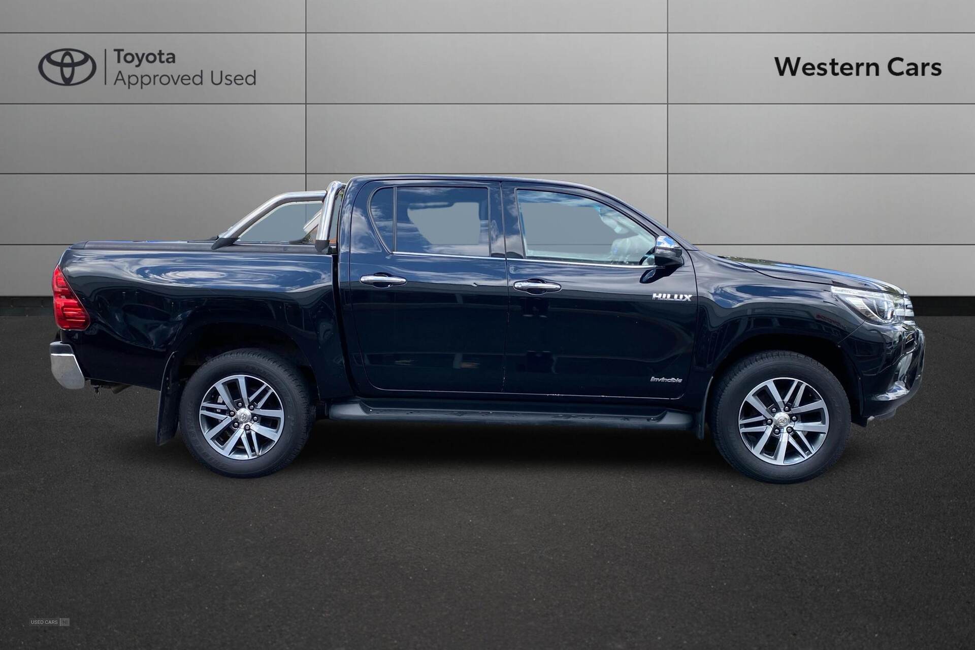 Apr 2019 Toyota Hilux Invincible D/Cab Pick Up 2.4 D-4D