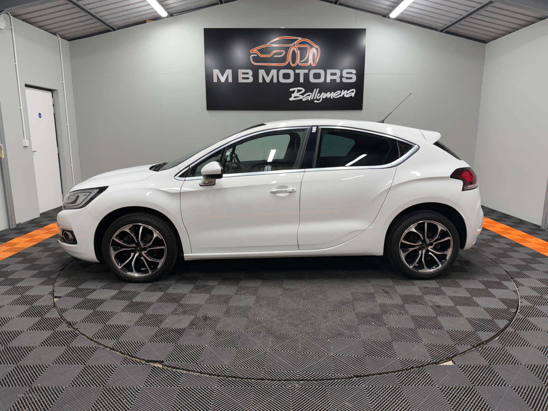 Sep 2017 DS 4 2.0 BlueHDi Prestige 5dr