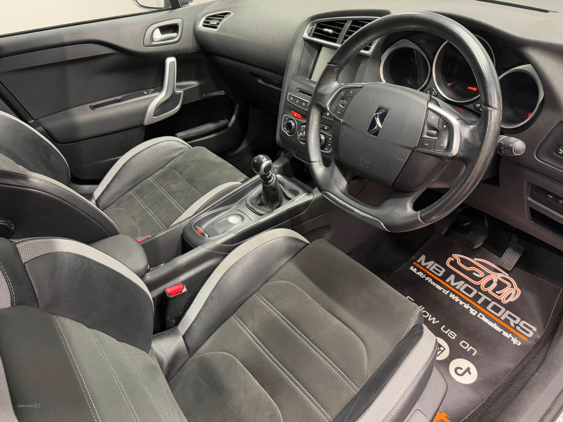 Sep 2017 DS 4 2.0 BlueHDi Prestige 5dr