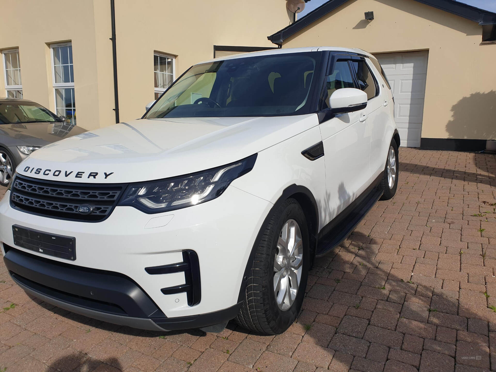 Jun 2019 Land Rover Discovery 2.0 SD4 SE 5dr Auto