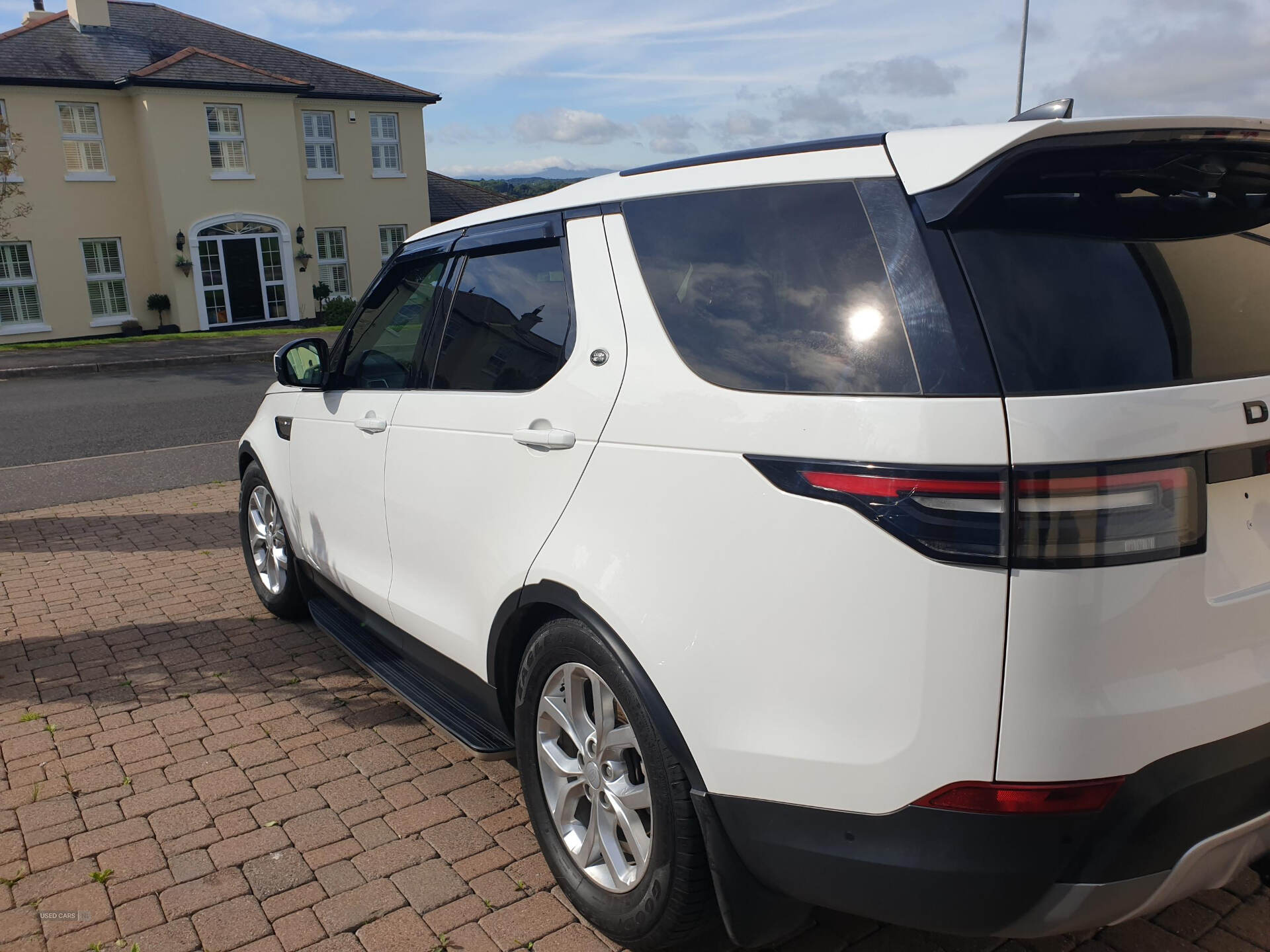Jun 2019 Land Rover Discovery 2.0 SD4 SE 5dr Auto