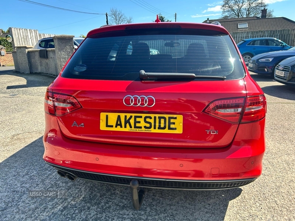 Audi A4 DIESEL AVANT in Down