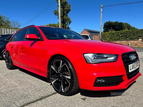 Audi A4 DIESEL AVANT in Down