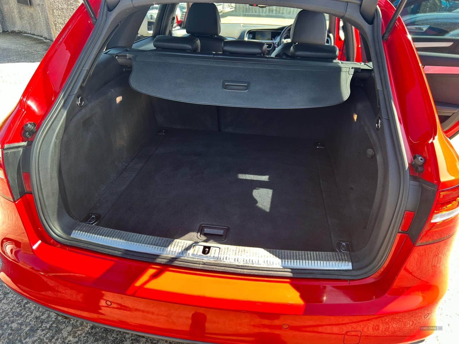 Audi A4 DIESEL AVANT in Down