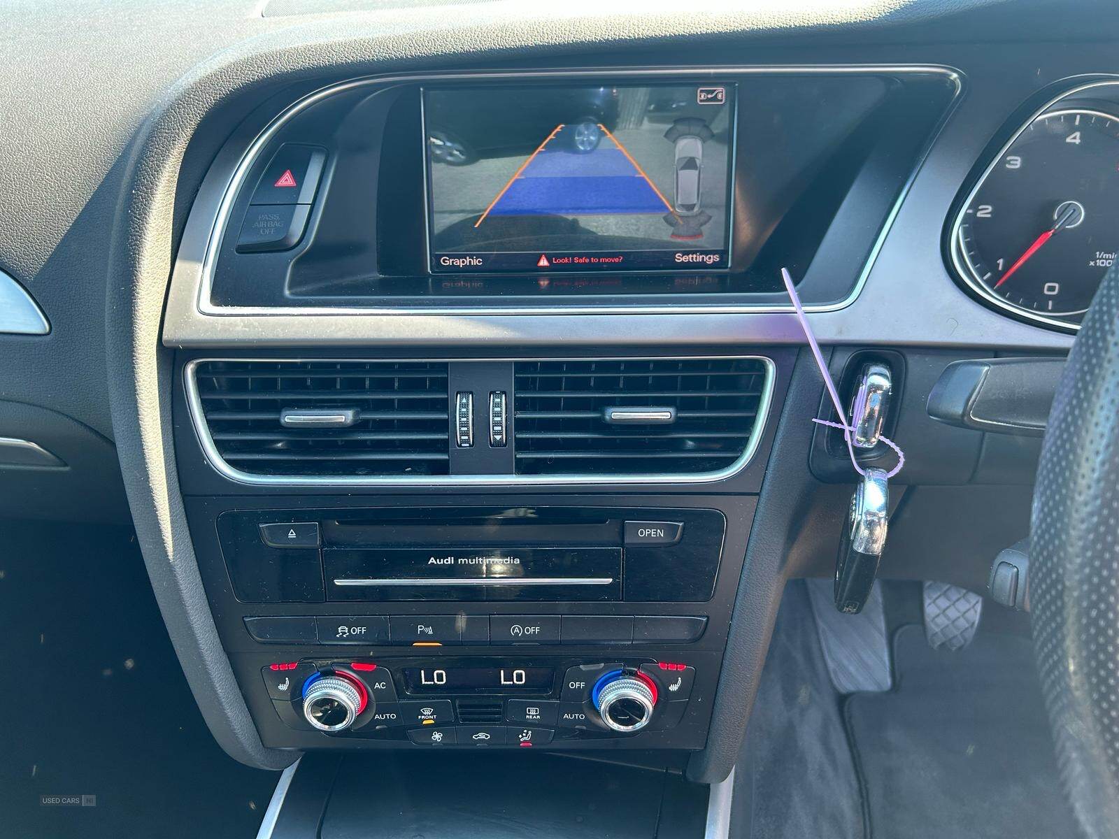 Audi A4 DIESEL AVANT in Down