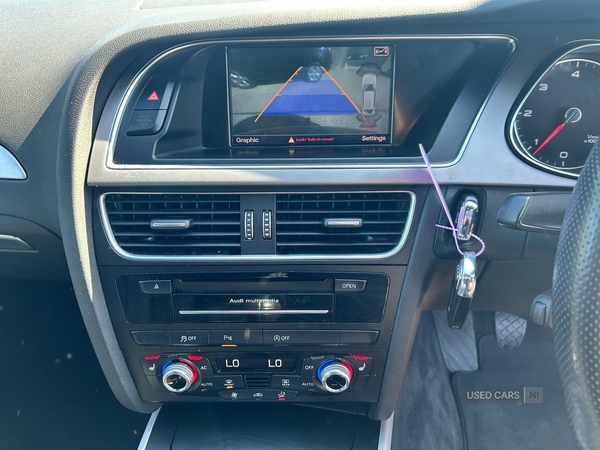 Audi A4 DIESEL AVANT in Down