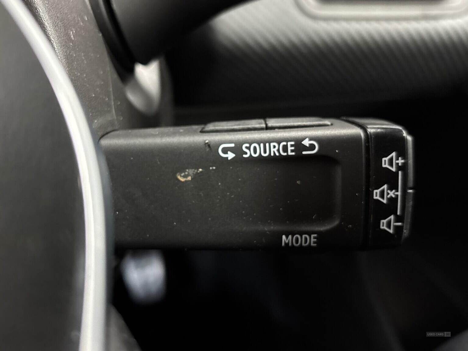 Oct 2021 Renault Clio 1.0 Tce 90 Rs Line 5Dr