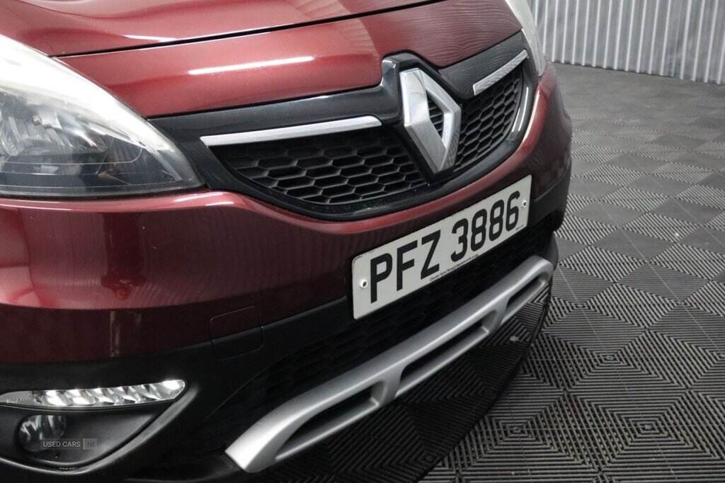 Sep 2013 Renault Scenic XMOD 1.6 VVT Dynamique TomTom 5dr