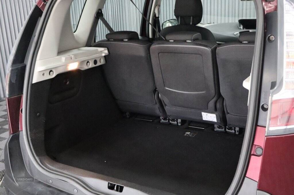 Sep 2013 Renault Scenic XMOD 1.6 VVT Dynamique TomTom 5dr