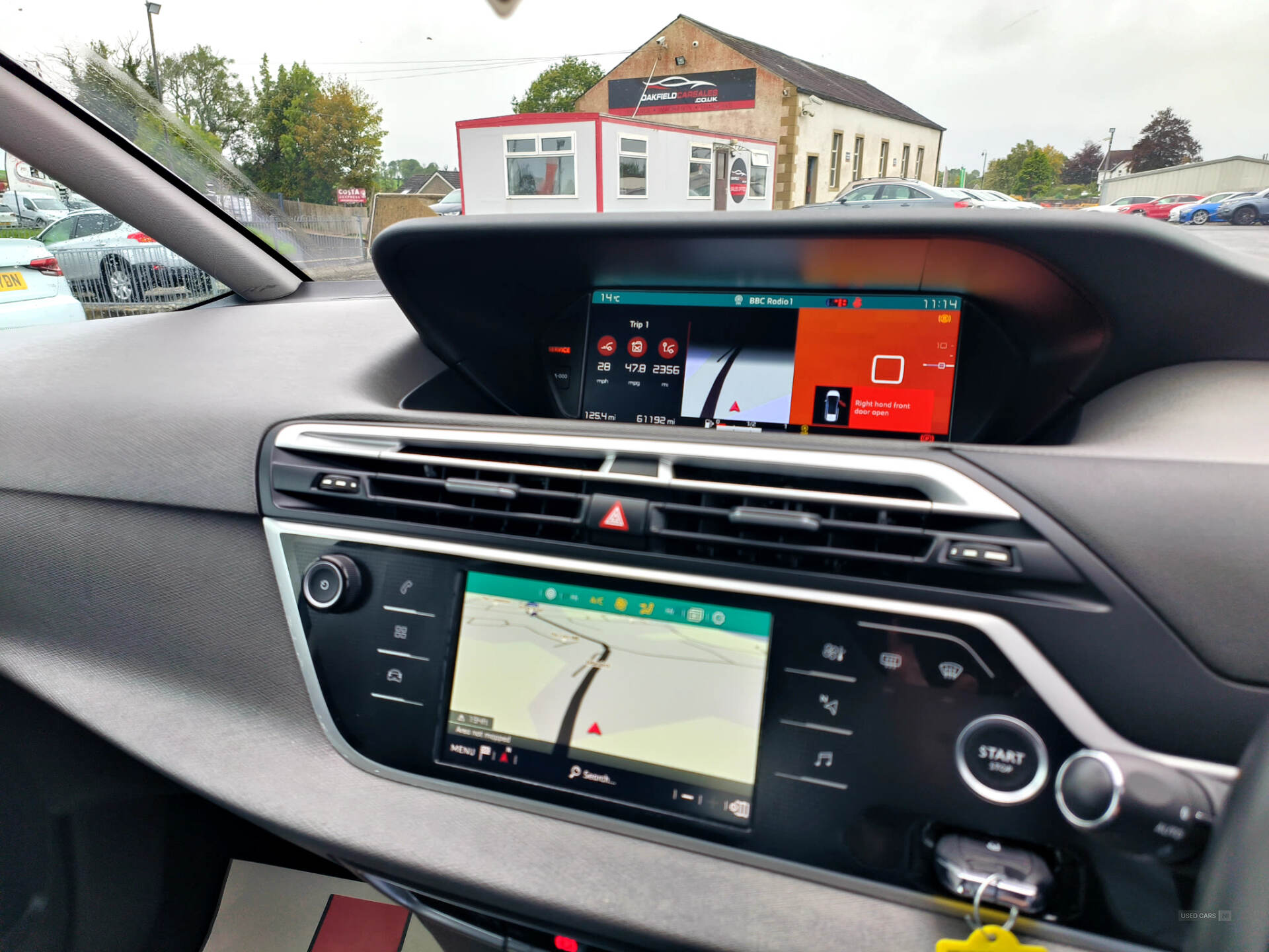 Car Thumbnail 14