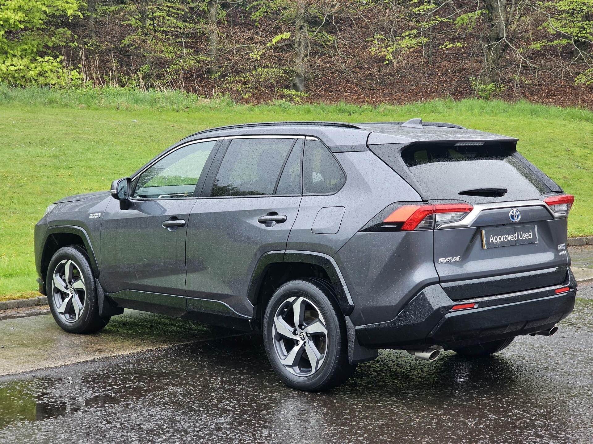 Apr 2022 Toyota RAV4 2.5 PHEV Design 5dr CVT