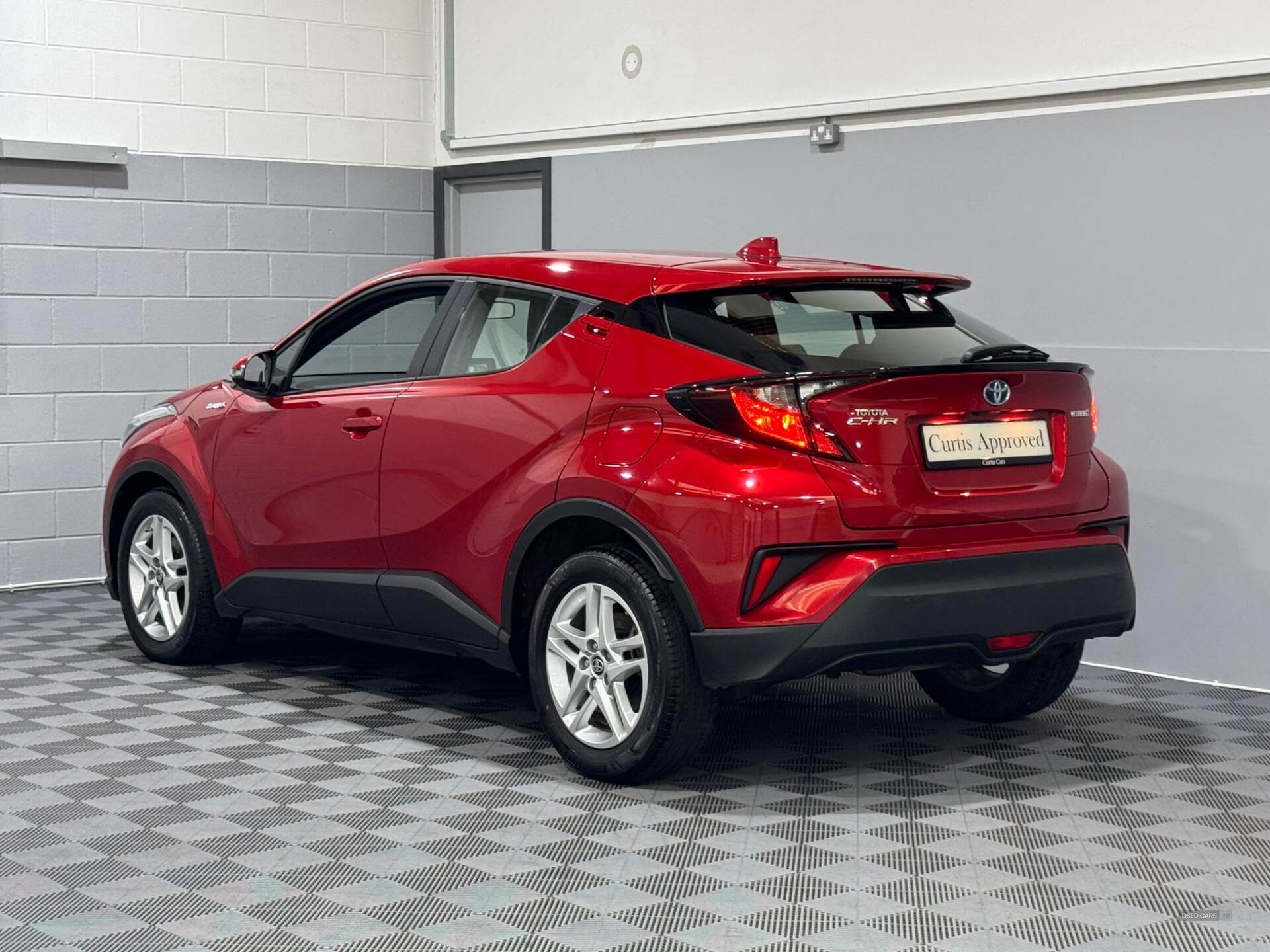 Feb 2022 Toyota C-HR 1.8 Hybrid Icon 5dr CVT