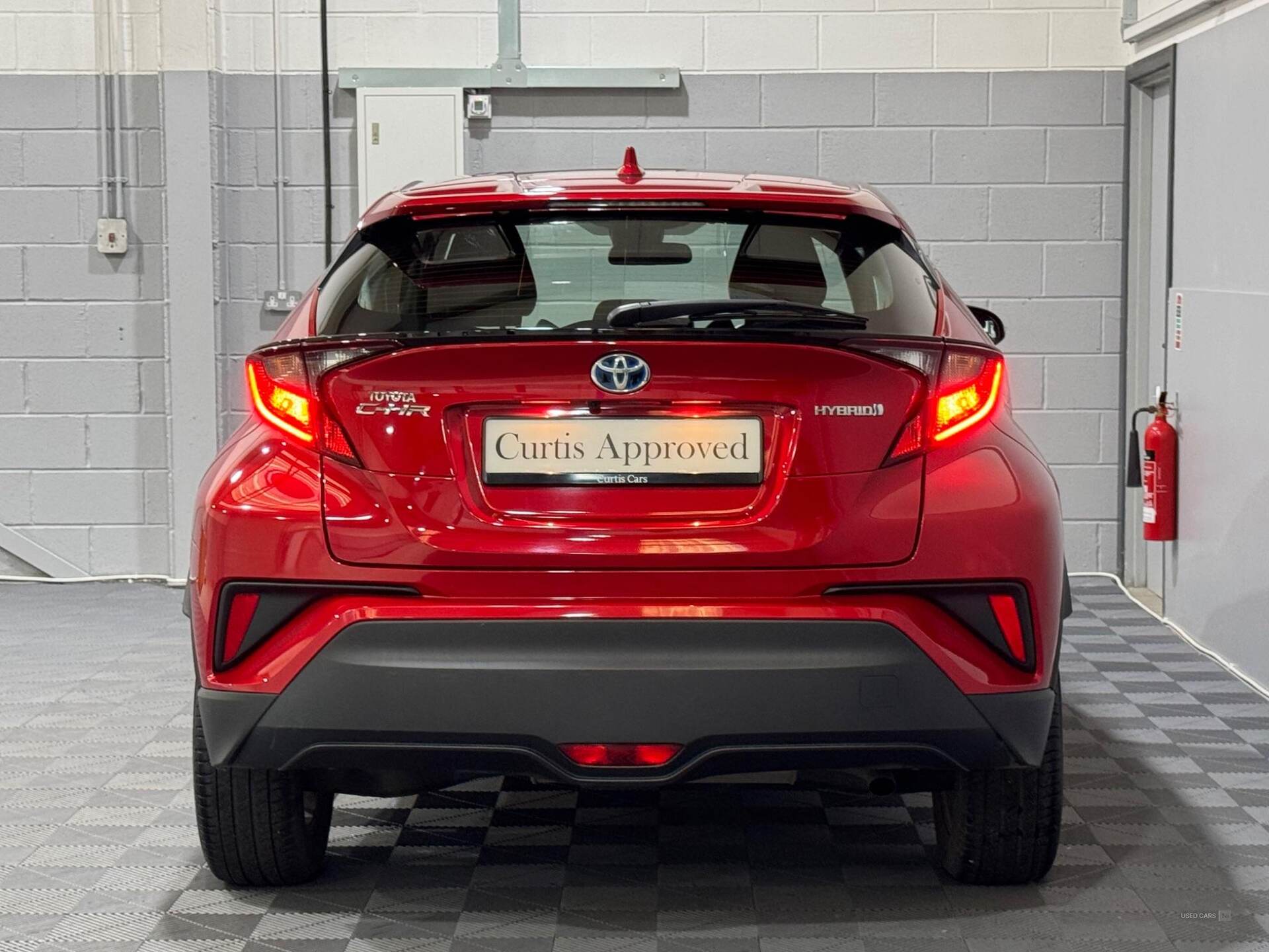 Feb 2022 Toyota C-HR 1.8 Hybrid Icon 5dr CVT