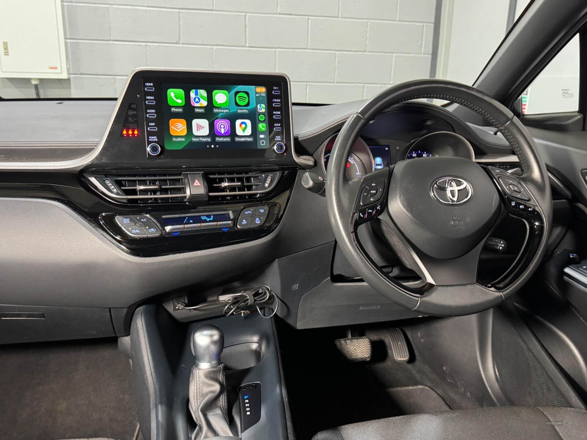 Feb 2022 Toyota C-HR 1.8 Hybrid Icon 5dr CVT