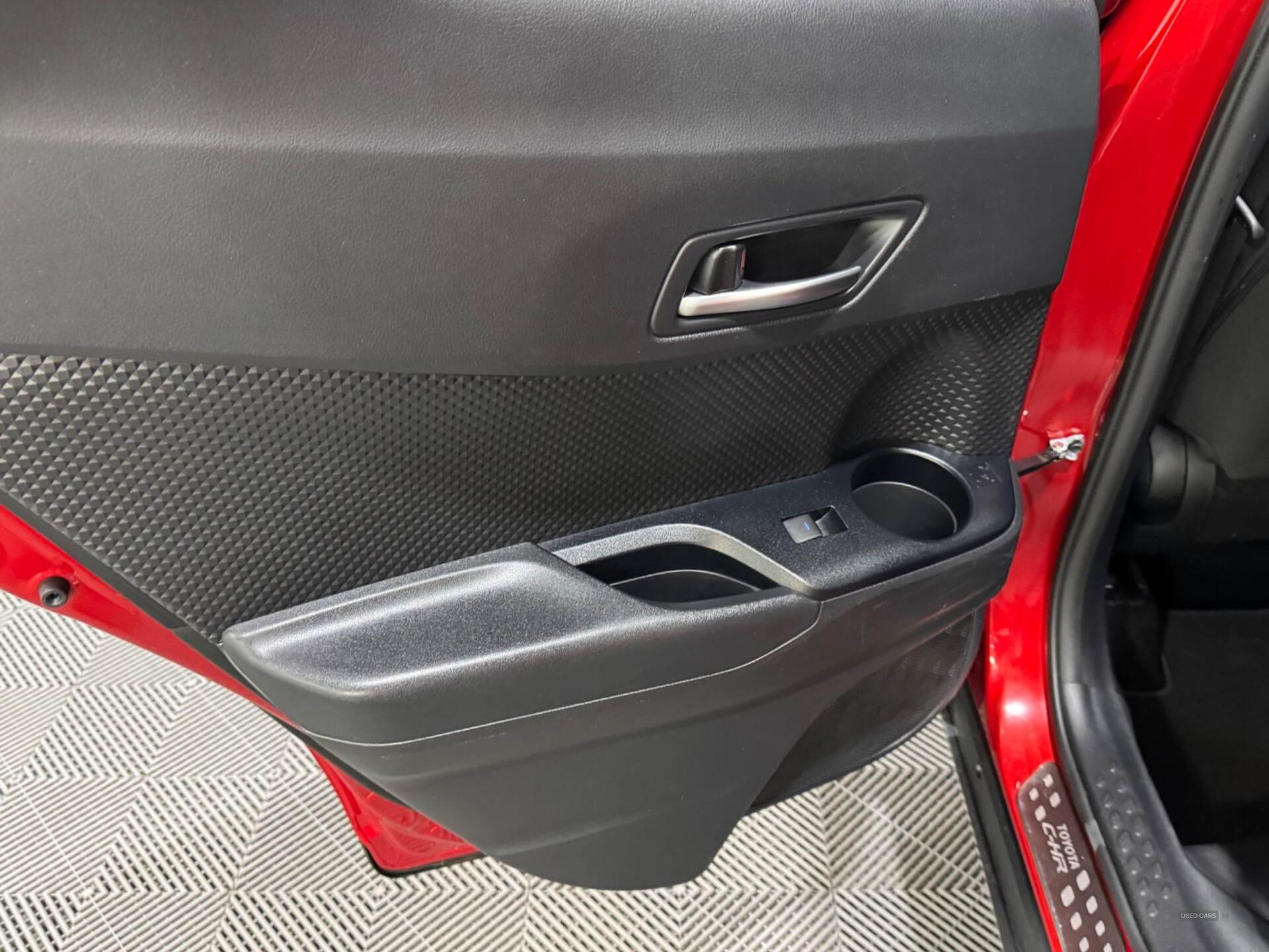 Feb 2022 Toyota C-HR 1.8 Hybrid Icon 5dr CVT