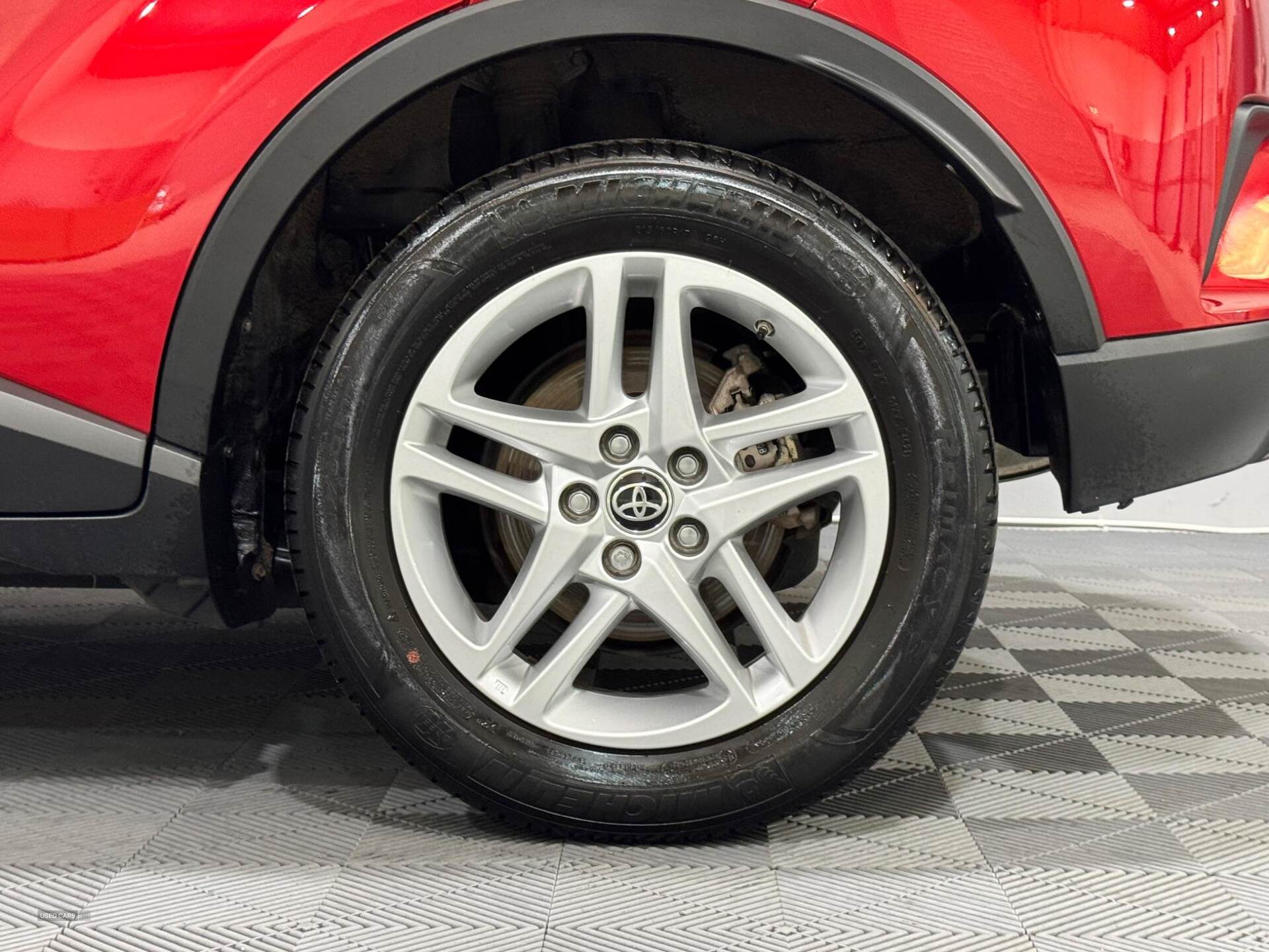 Feb 2022 Toyota C-HR 1.8 Hybrid Icon 5dr CVT