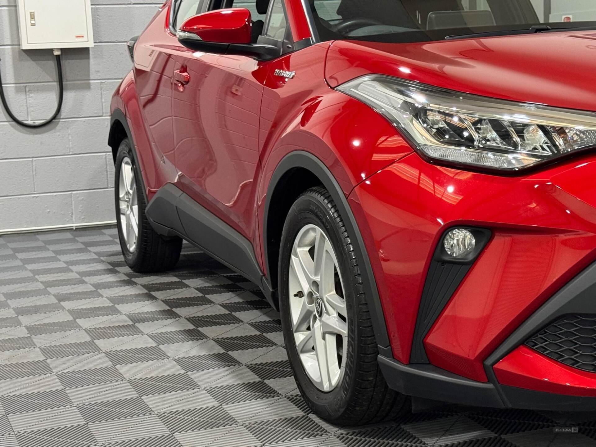 Feb 2022 Toyota C-HR 1.8 Hybrid Icon 5dr CVT