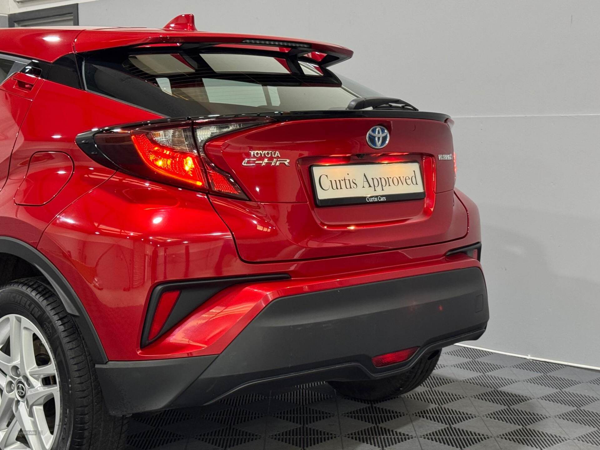 Feb 2022 Toyota C-HR 1.8 Hybrid Icon 5dr CVT