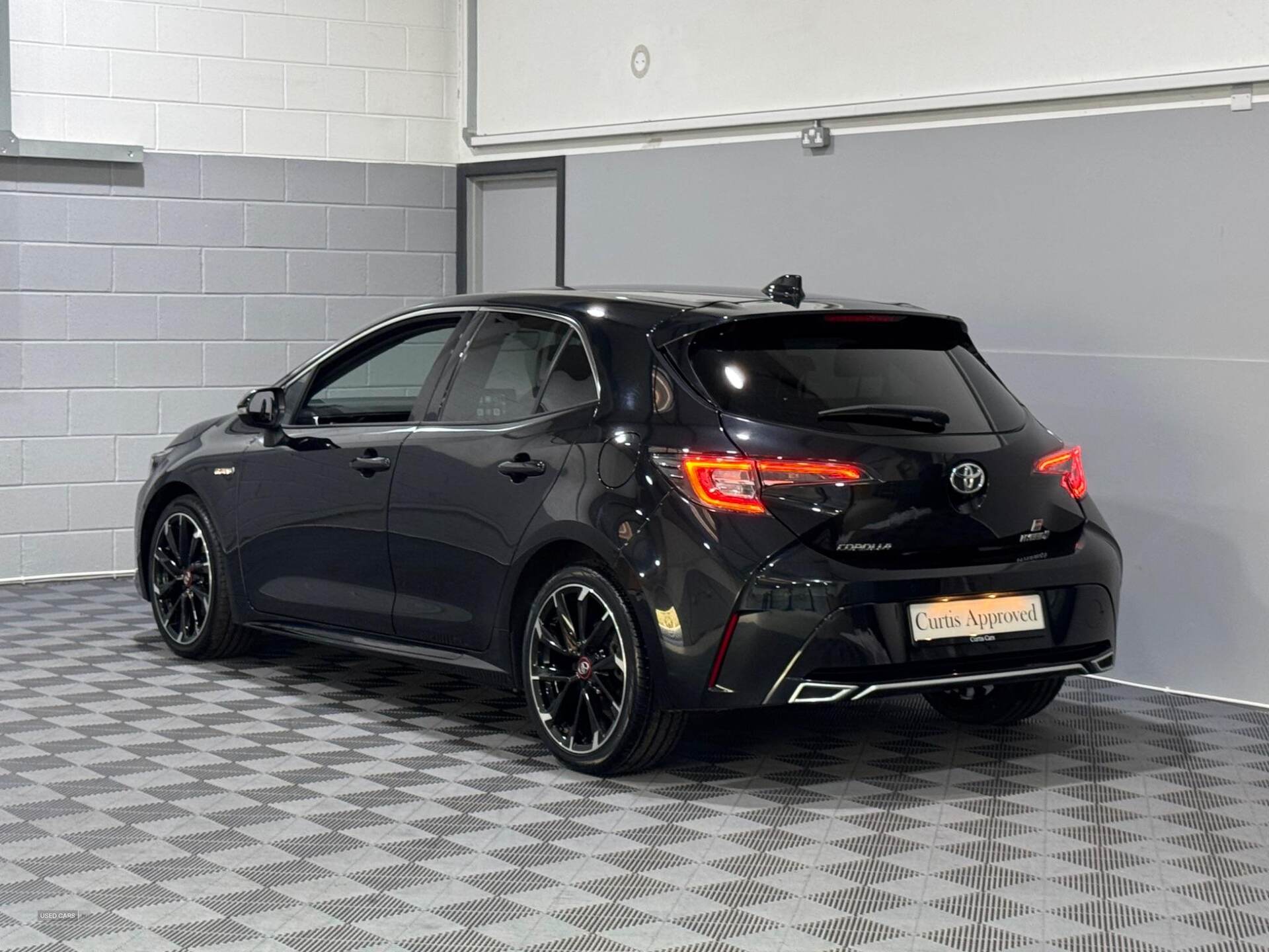 Oct 2021 Toyota Corolla 2.0 VVT-i Hybrid GR Sport 5dr CVT