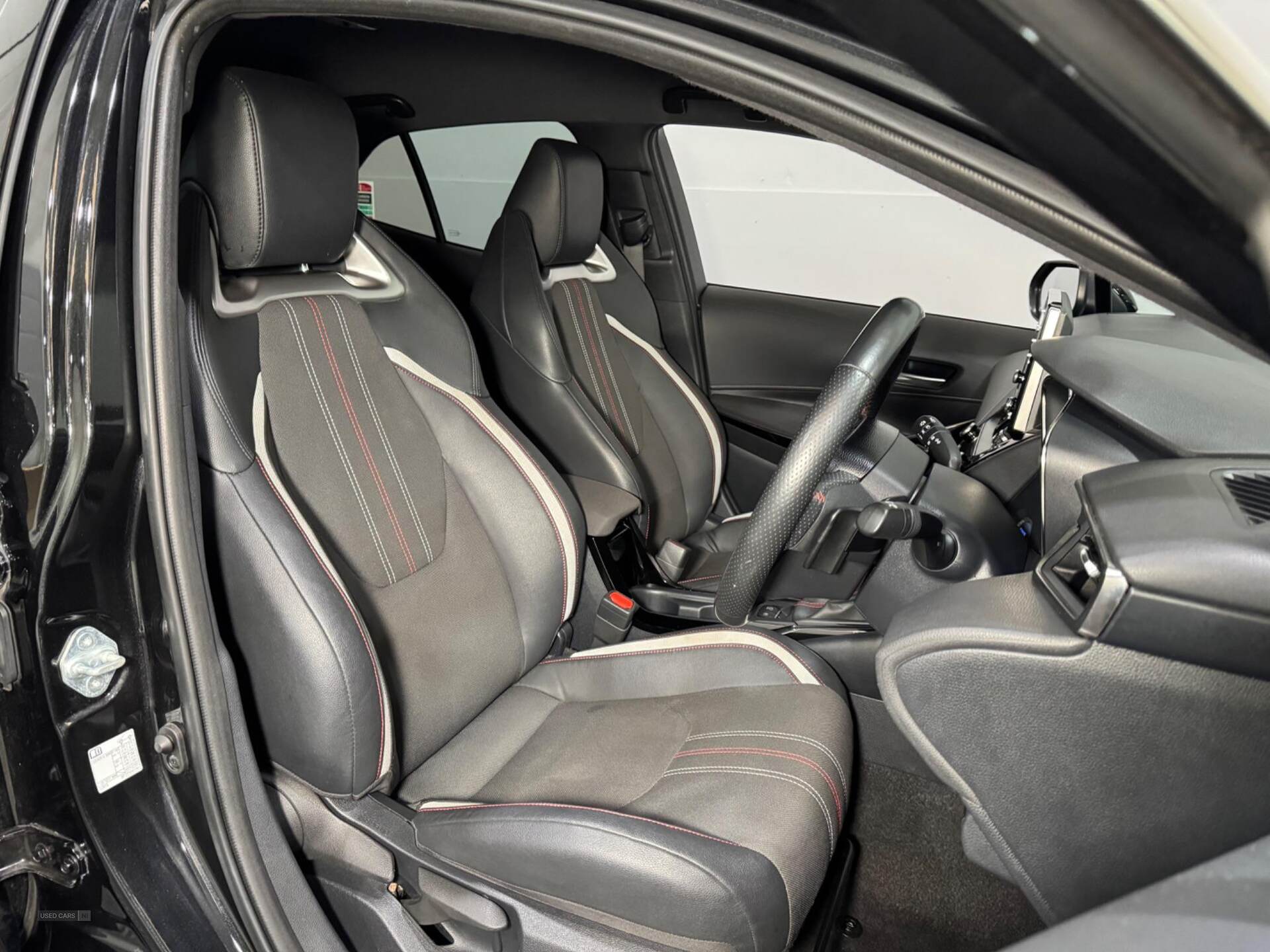 Oct 2021 Toyota Corolla 2.0 VVT-i Hybrid GR Sport 5dr CVT